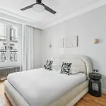 Magnificent Flat - 2br 6p - Champs Elysees Paris