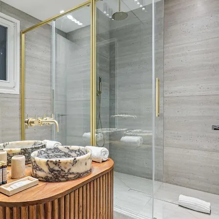 Апартаменты Magnificent Flat - 2br 6p - Champs Elysees *