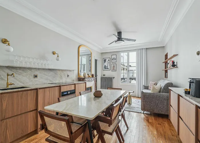 Magnificent Flat - 2br 6p - Champs Elysees Апартаменты Париж