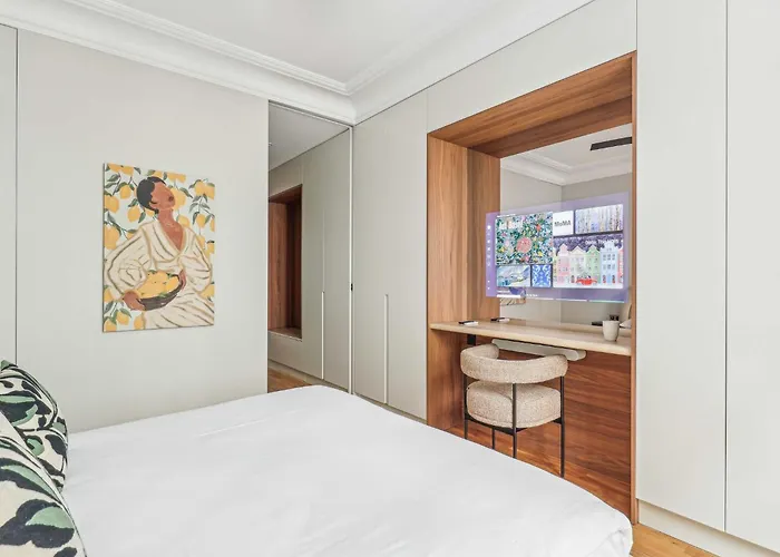 Magnificent Flat - 2br 6p - Champs Elysees *